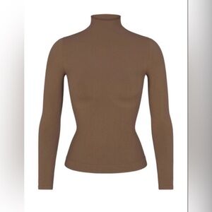 Skims Contour Lounge Long Sleeve Mock Neck Shirt in Oxide Size L/XL